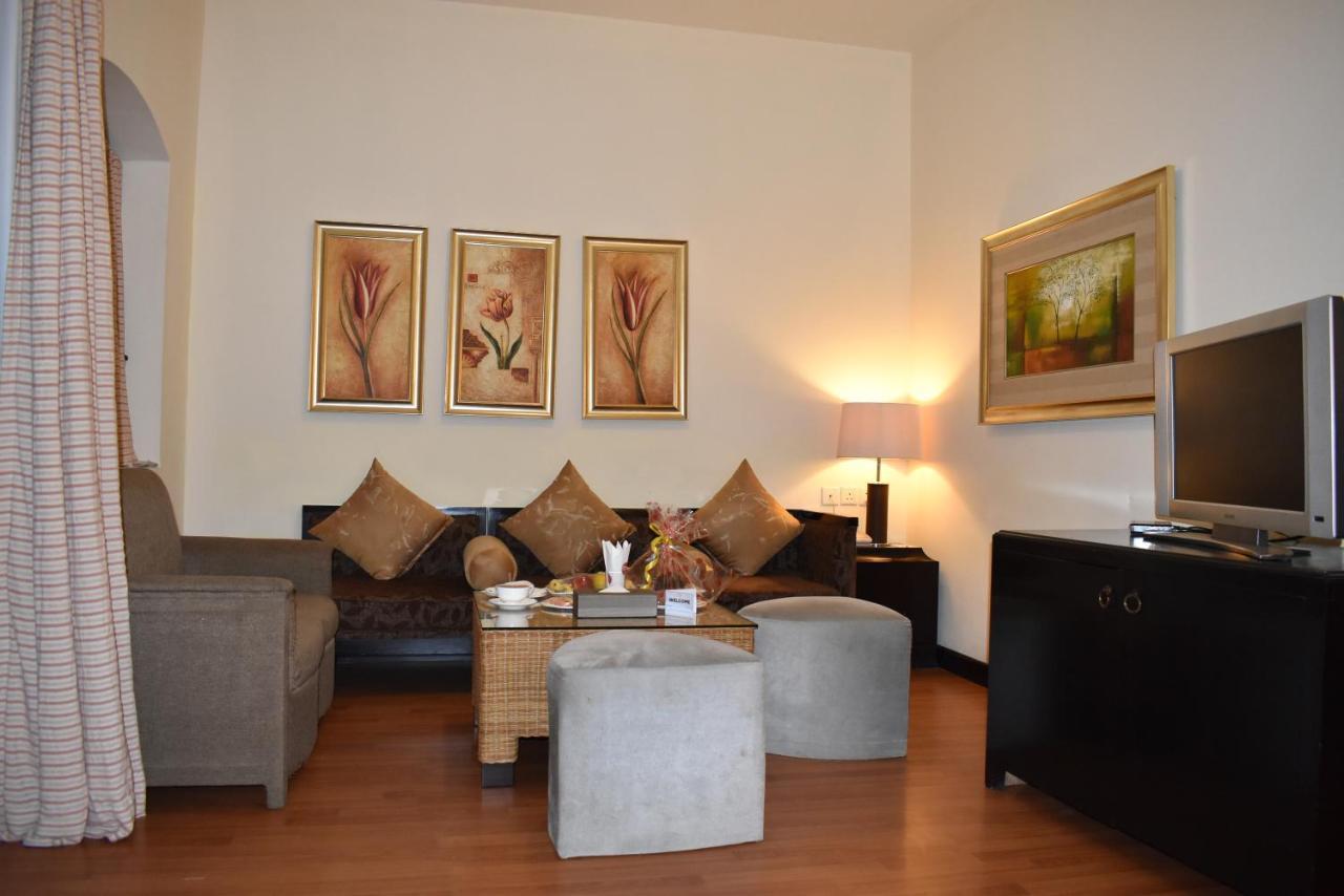 Ramada Plaza by Wyndham Karachi Airport Hotel Zewnętrze zdjęcie Living room